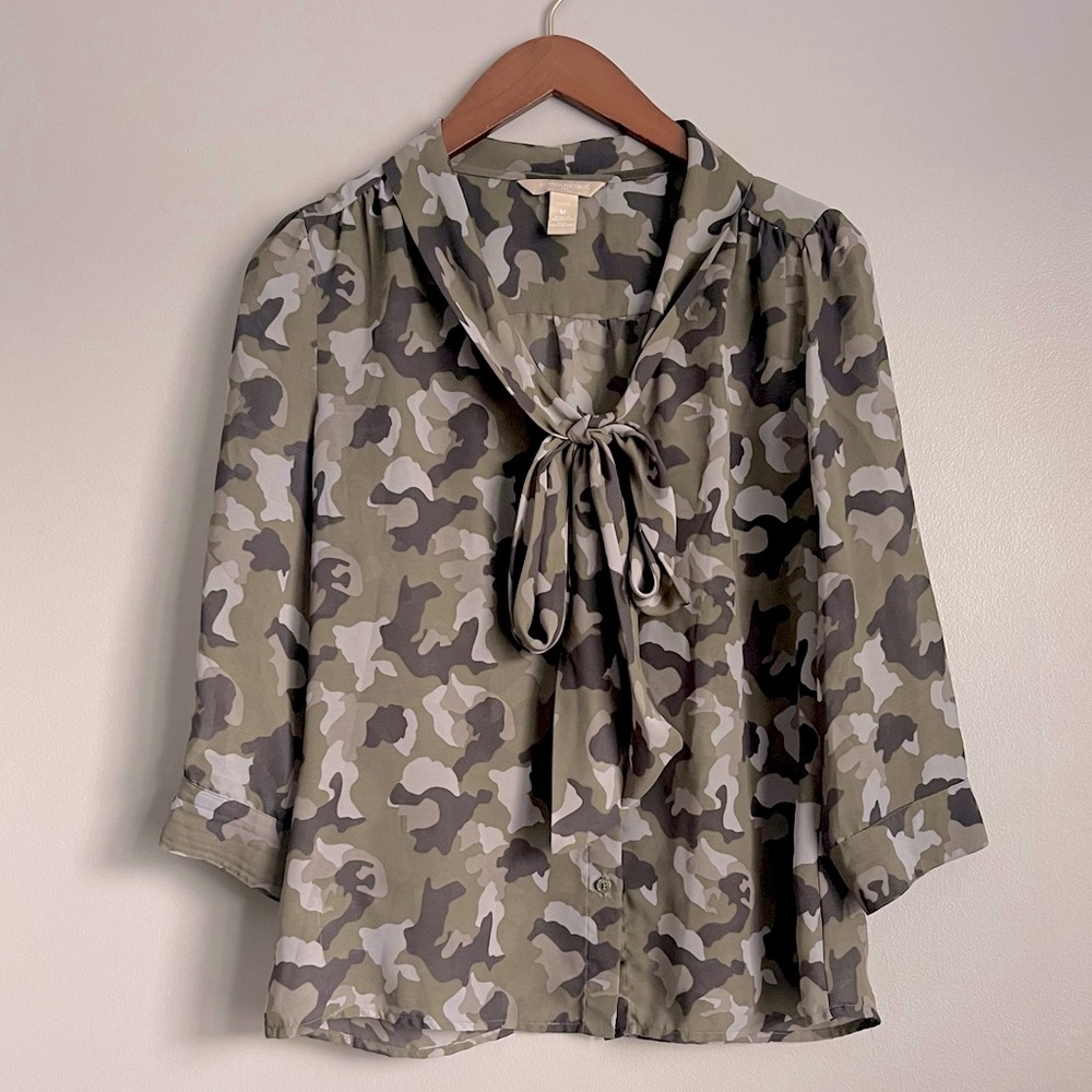 Banana Republic green camo blouse, size medium